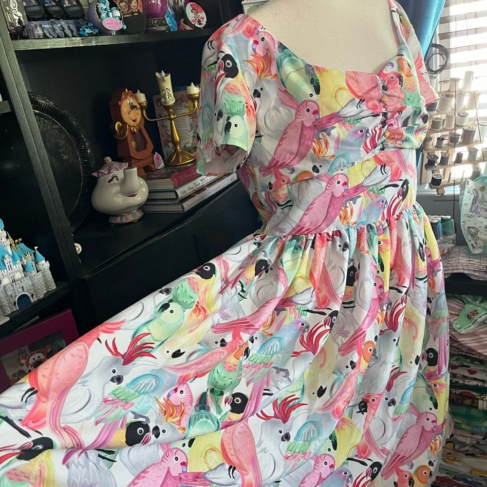 Unique vintage 2xl tropical bird swing dress - Picture 3 of 6